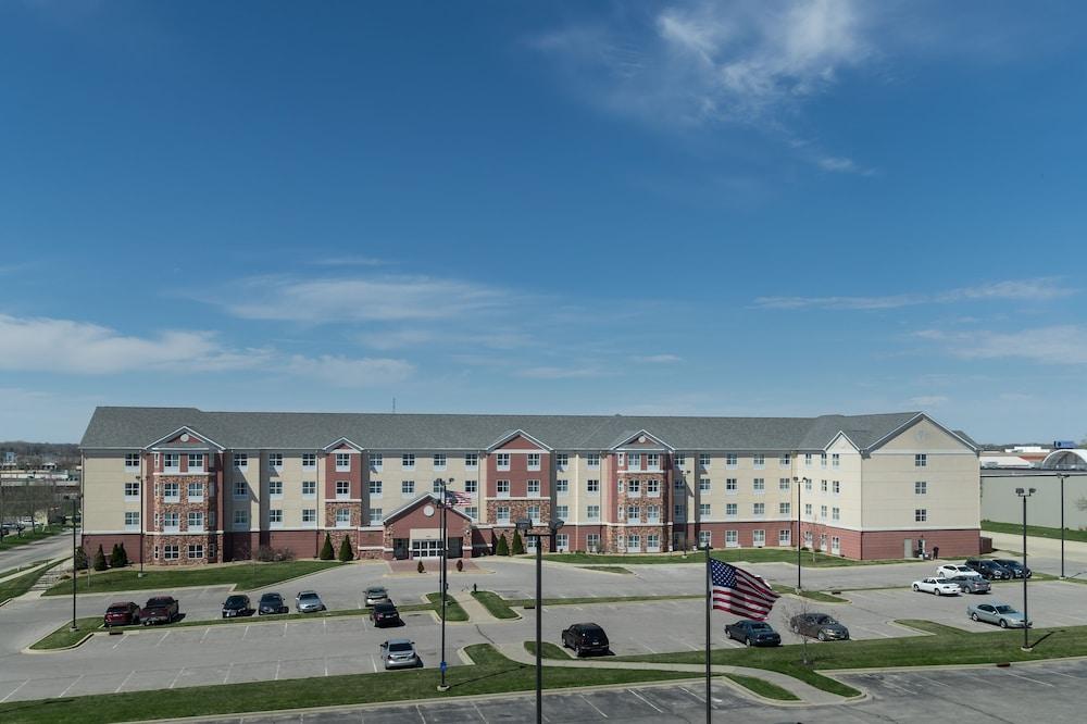 Homewood Suites By Hilton Cedar Rapids-North Exterior photo