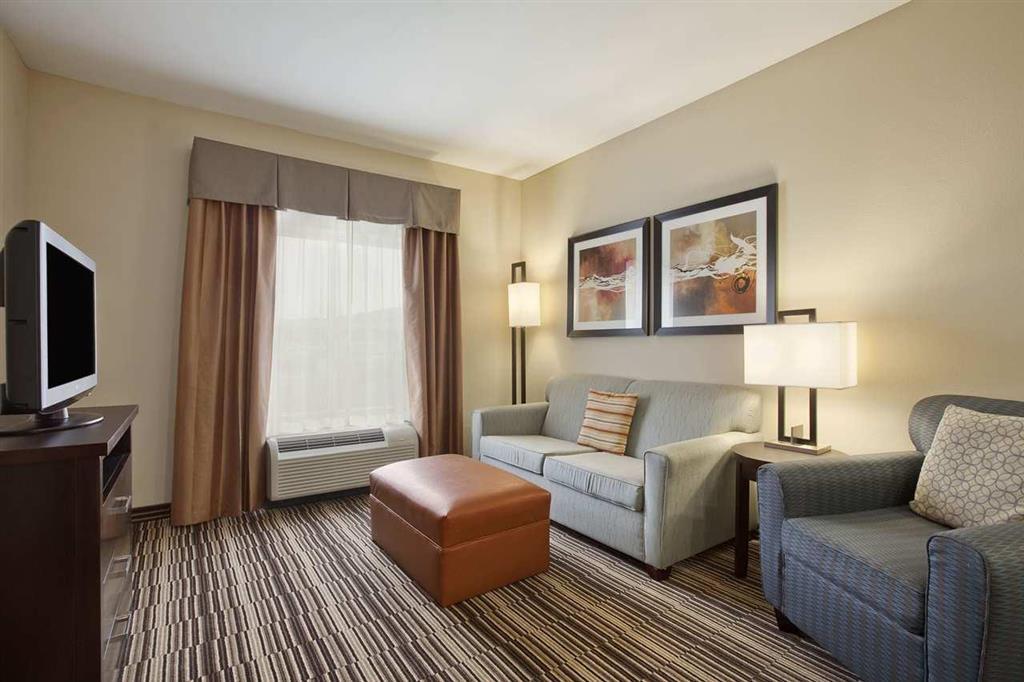 Homewood Suites By Hilton Cedar Rapids-North Room photo